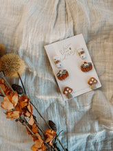 Load image into Gallery viewer, pumpkin spice stud pack ◗ fall collection
